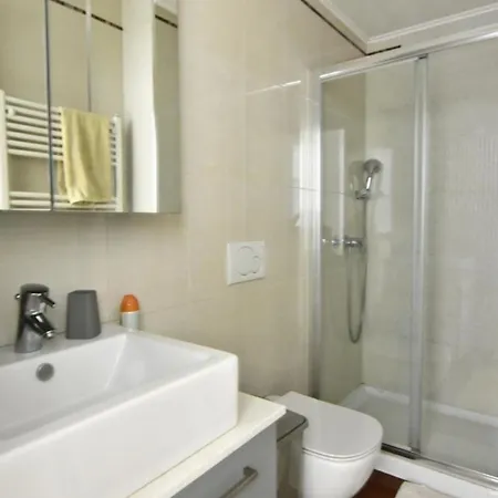 Moderne In Mit Offener Terrasse Apartment Umag