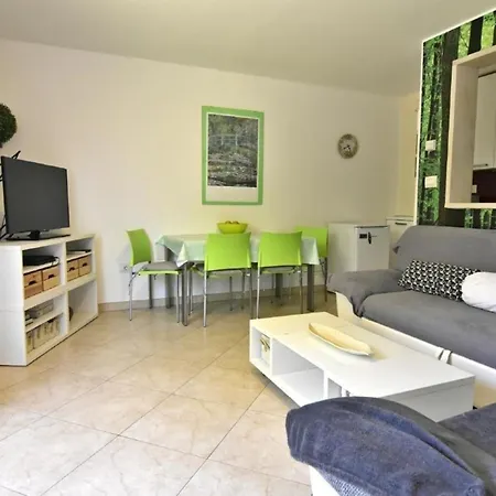 Lejlighed Moderne In Mit Offener Terrasse *